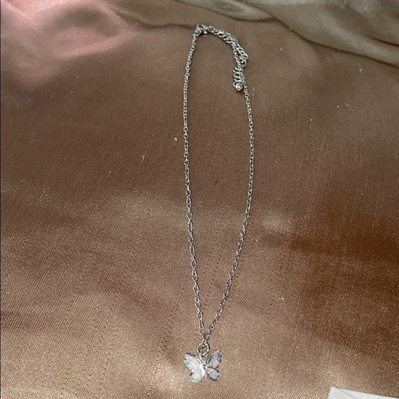 Jewelry - Silver butterfly necklace